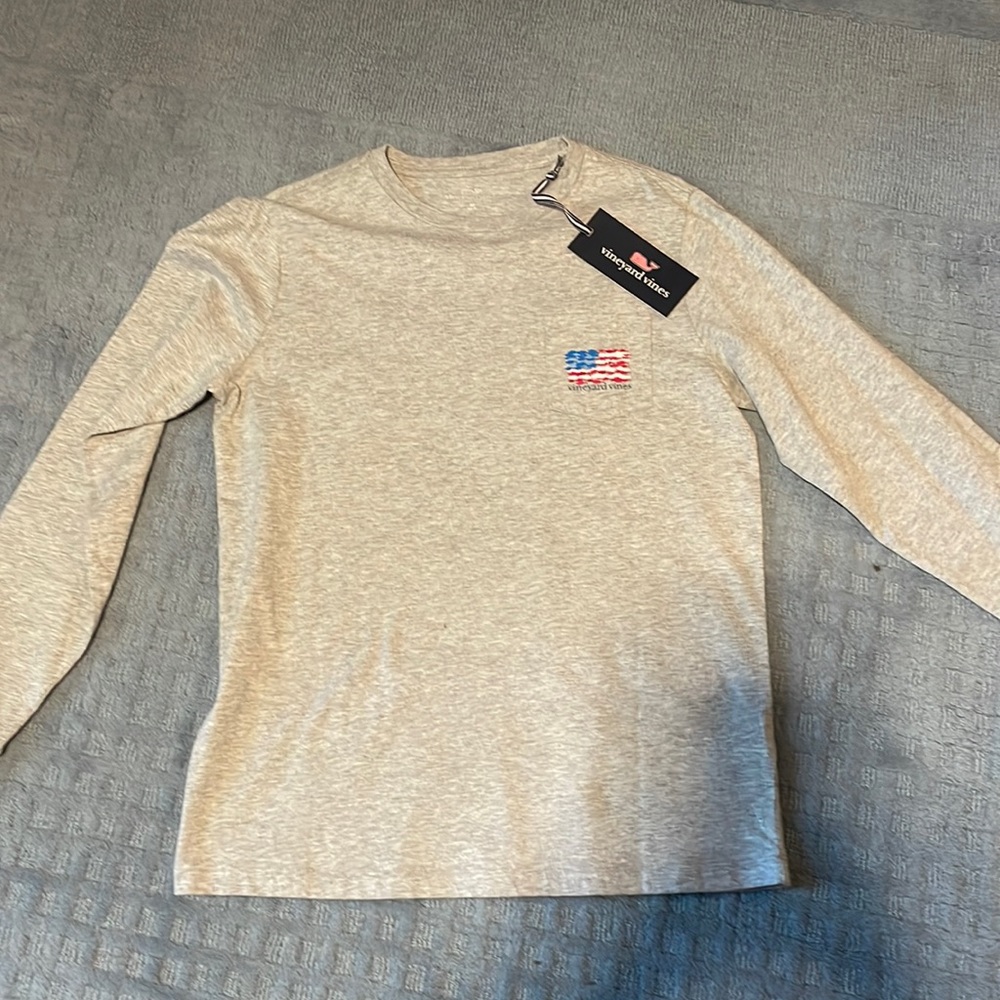 Vineyard Vines long sleeve T shirt